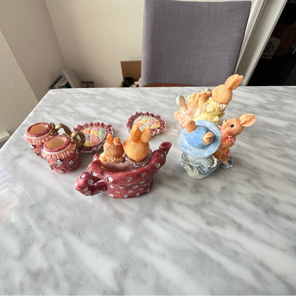 Vintage Miniature ‘For Mother’ Bunny Figurines Set 2.5” - Picture 3 of 6